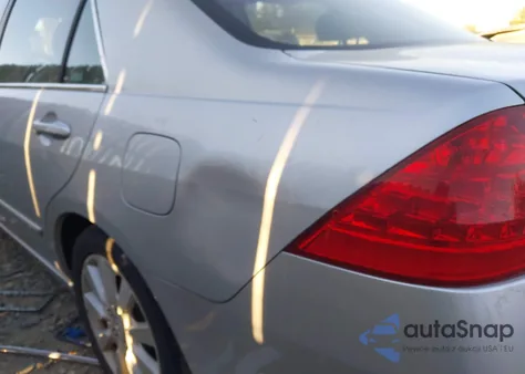 2006 Honda Accord 3.0 Ex из США, поврежденный, VIN 1HGCM66536A006337